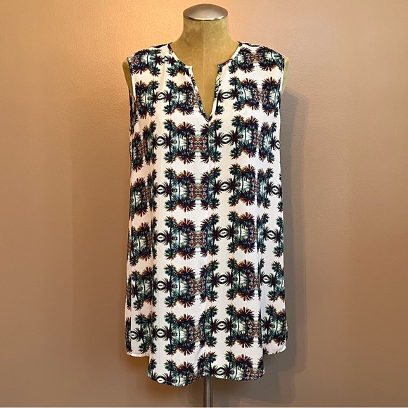 Collective Concepts Tunic Top - Picture 1 of 4